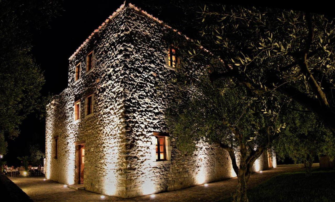Liotrivi Historical Mansion And Boutique Hotel 莫奈姆瓦夏 外观 照片